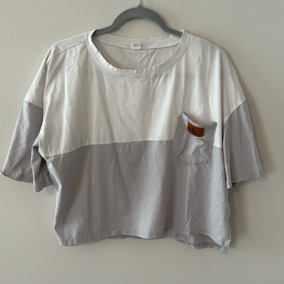 Colorblock Cropped Tee - Picture 1 of 3